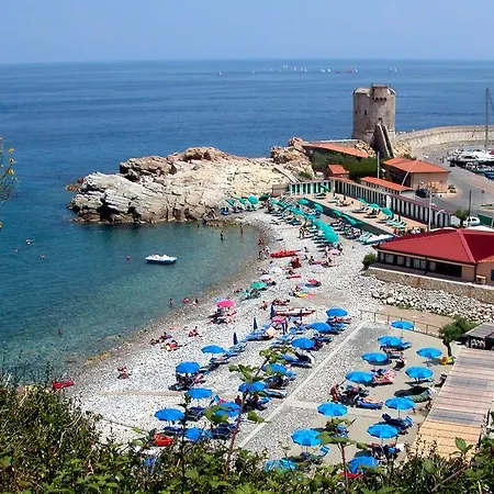 Anselmi 2* Marciana Marina (Isola d'Elba)
