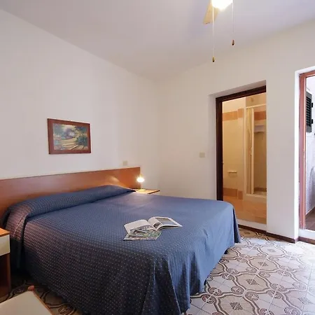 Hotel Anselmi 2*