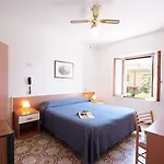 Anselmi מלון 2*