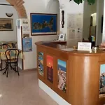 Anselmi מלון 2*