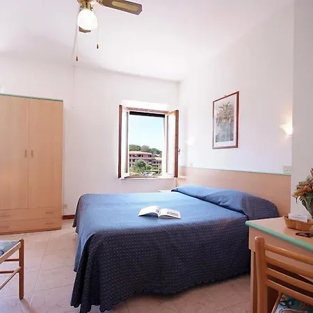 Hotel Anselmi 2*