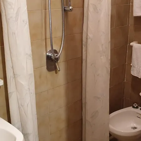 Anselmi Hotel 2*