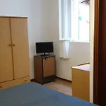 Anselmi Hotel 2*